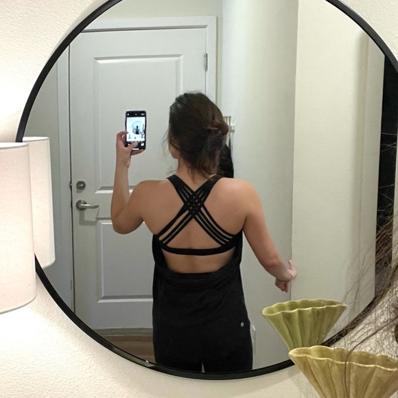 Lululemon Built-In Sports Bra, Open/Low Back Tank (Size 6) - Picture 4 of 4